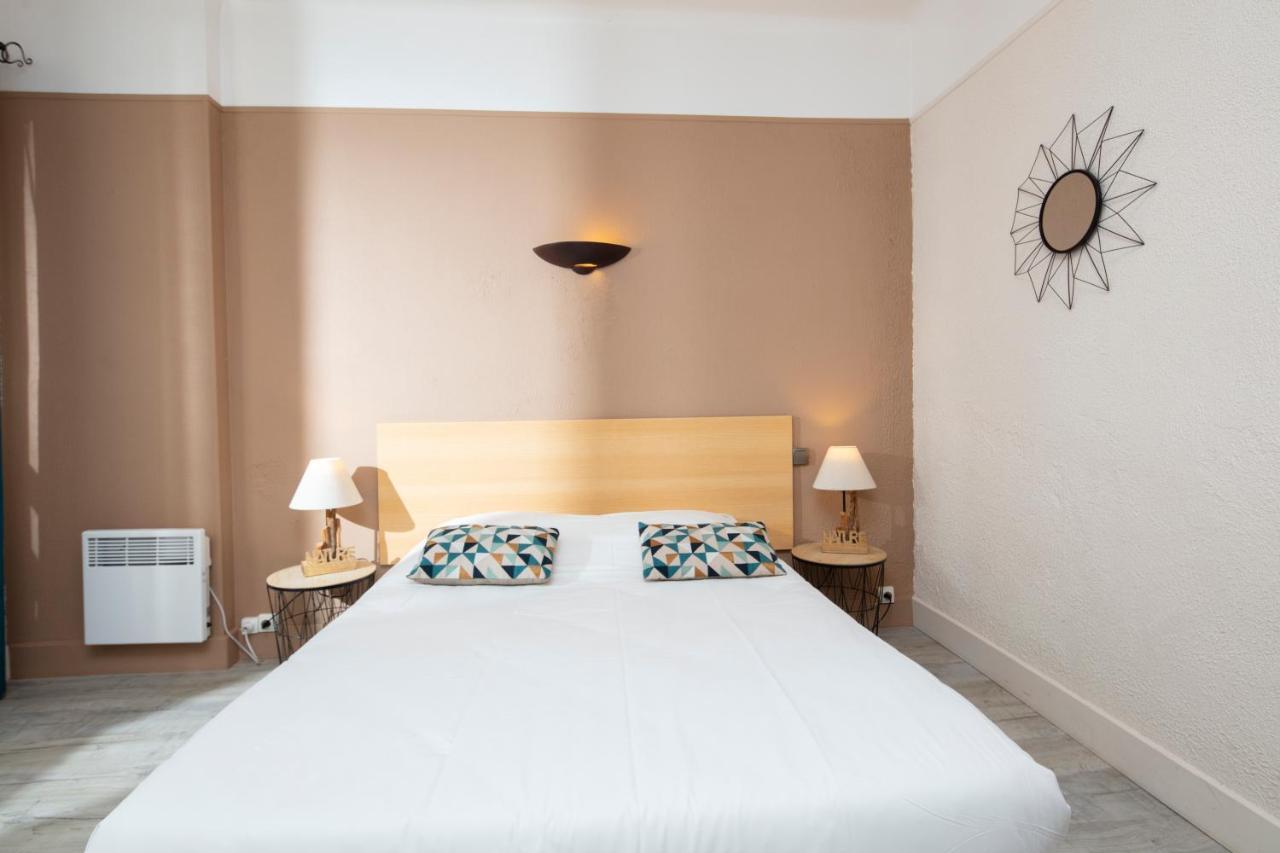 Hotel Les Rocailles Монтаньяк Экстерьер фото