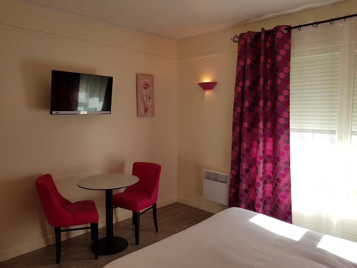 Hotel Les Rocailles Монтаньяк Экстерьер фото